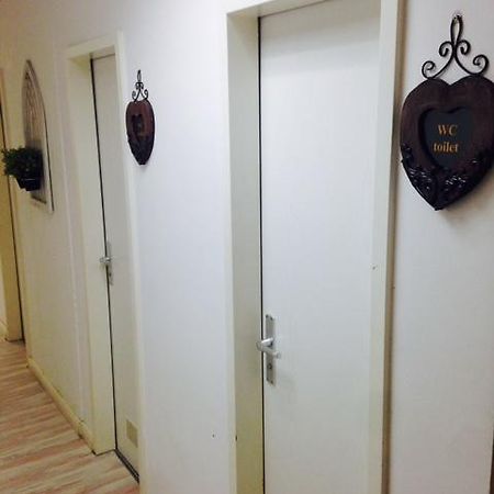 הלברגמוס Airport Hostel מראה חיצוני תמונה
